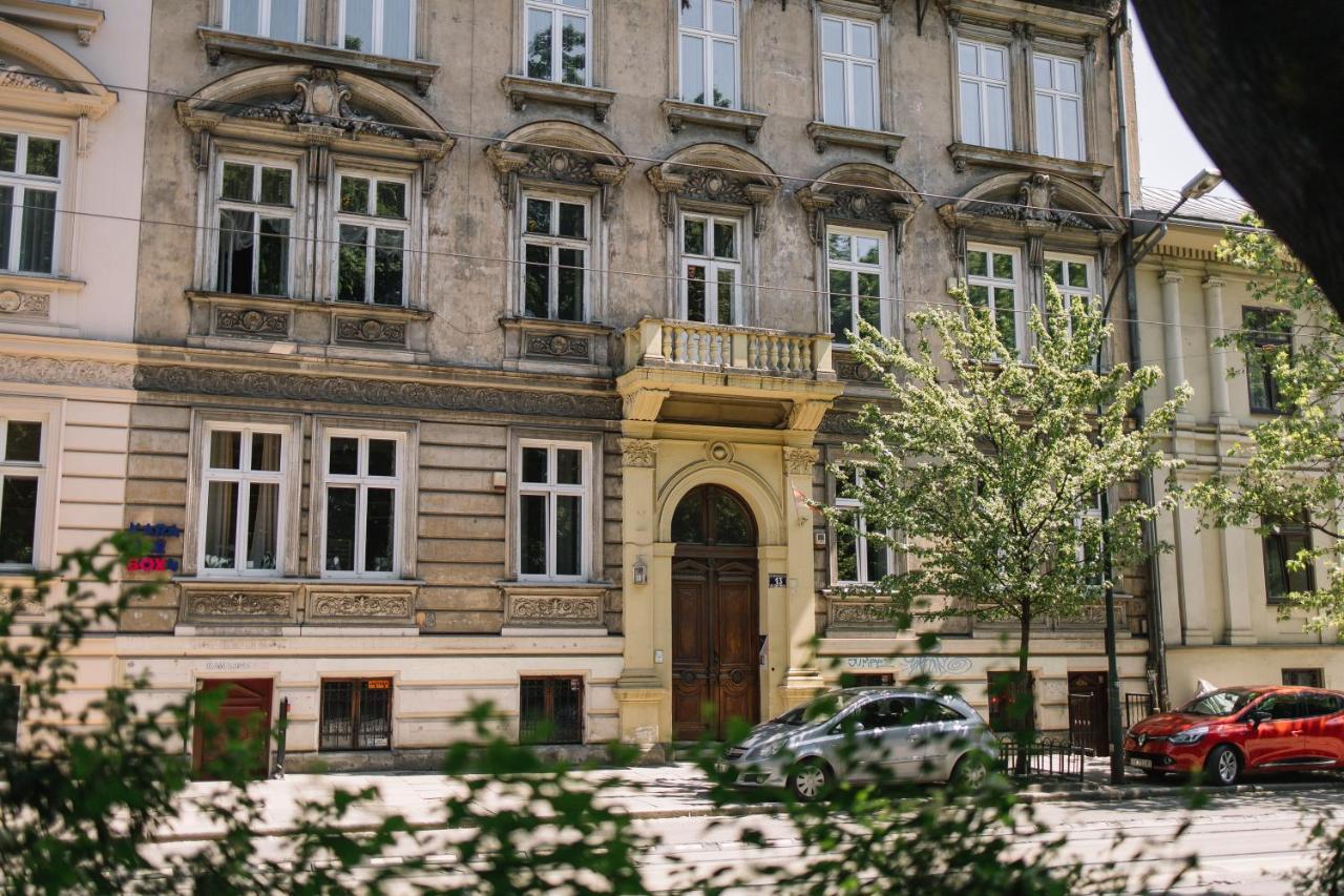 Girls Hostel Krakau Buitenkant foto