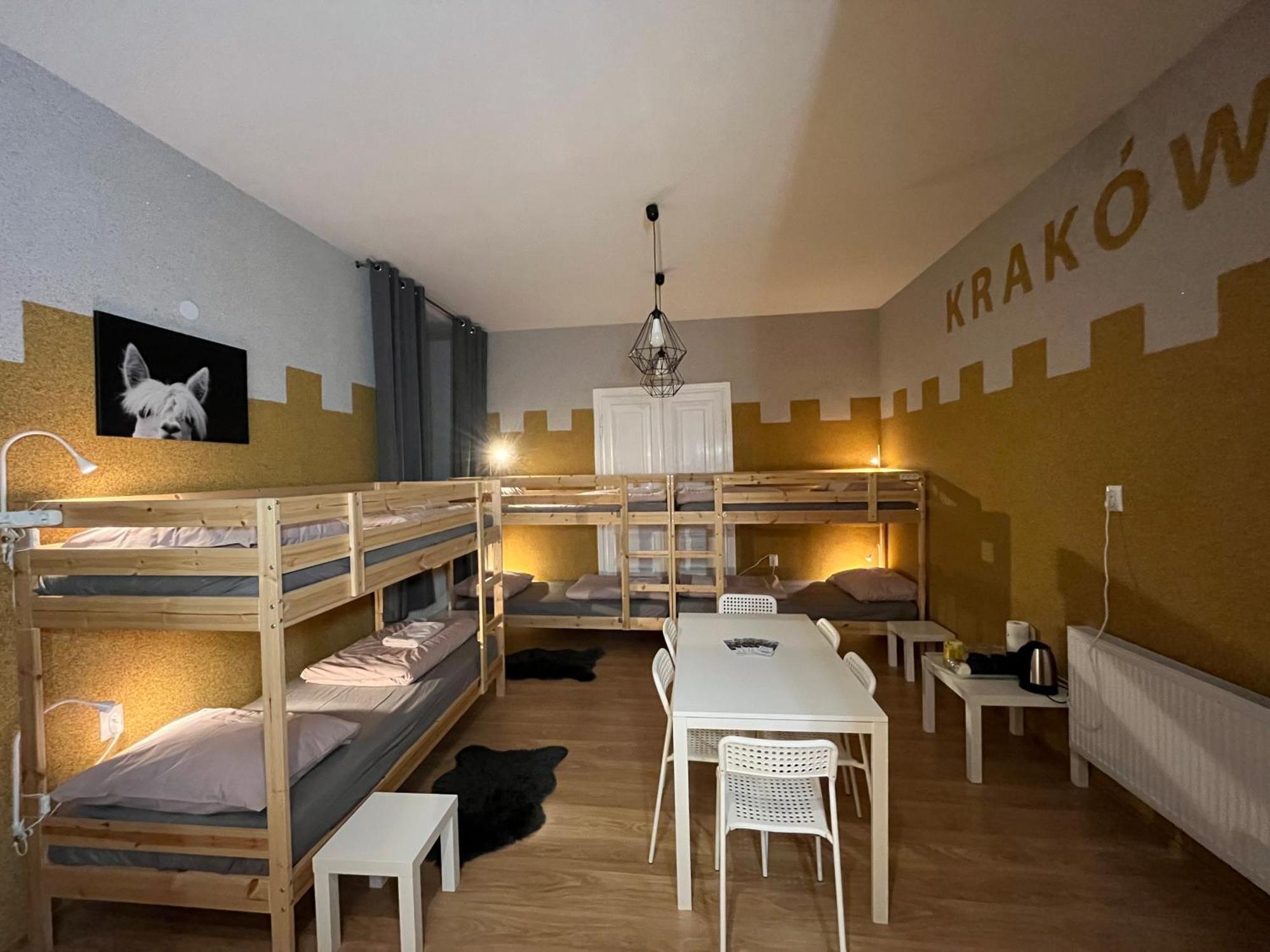 Girls Hostel Krakau Buitenkant foto
