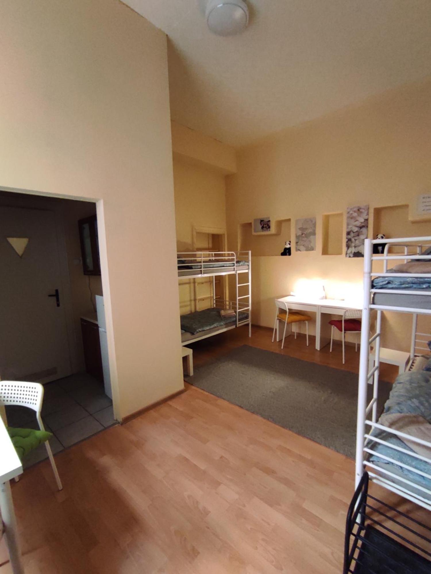 Girls Hostel Krakau Buitenkant foto